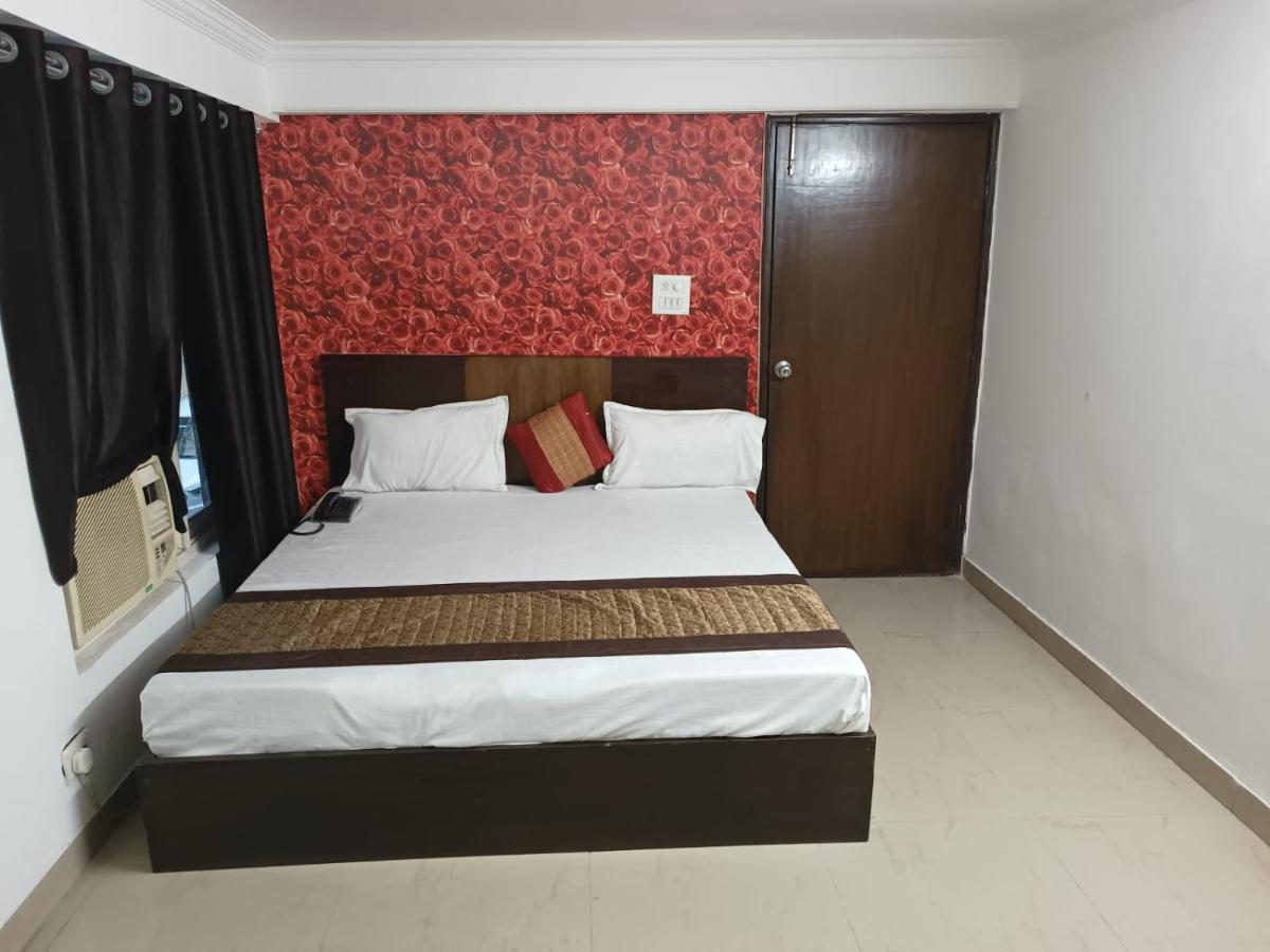 Hotel Airport Aditya Inn นิวเดลี ภายนอก รูปภาพ