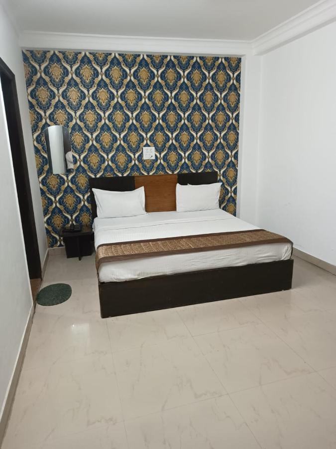 Hotel Airport Aditya Inn นิวเดลี ภายนอก รูปภาพ