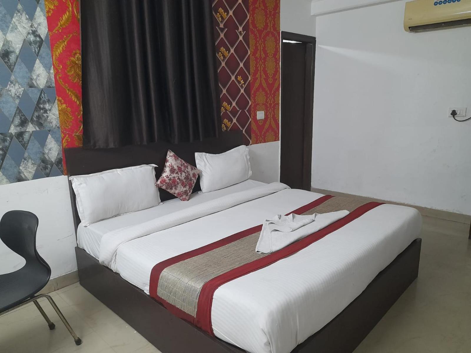 Hotel Airport Aditya Inn นิวเดลี ภายนอก รูปภาพ
